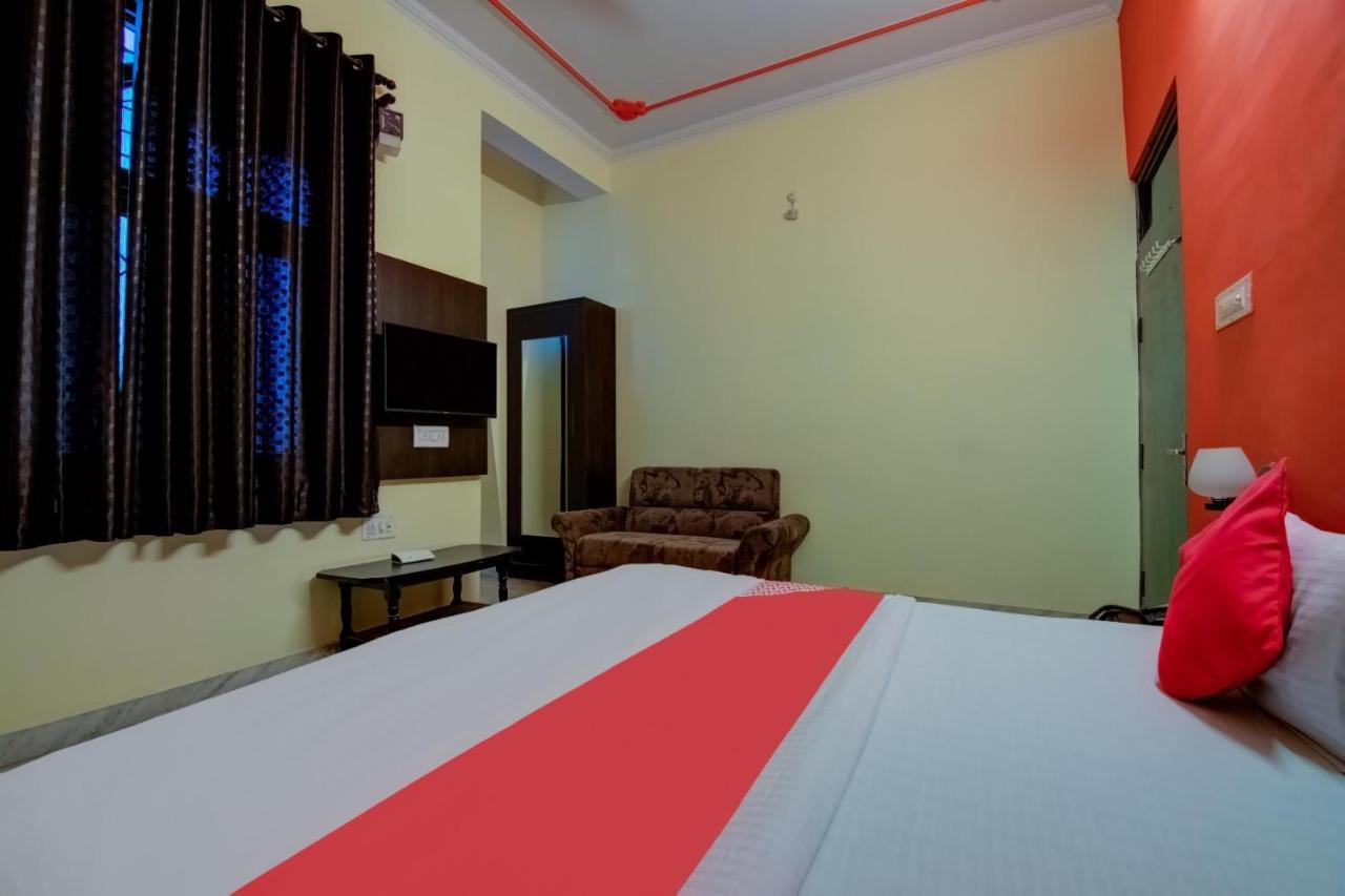 Oyo Hotel Malhotra Dzsaipur Kültér fotó