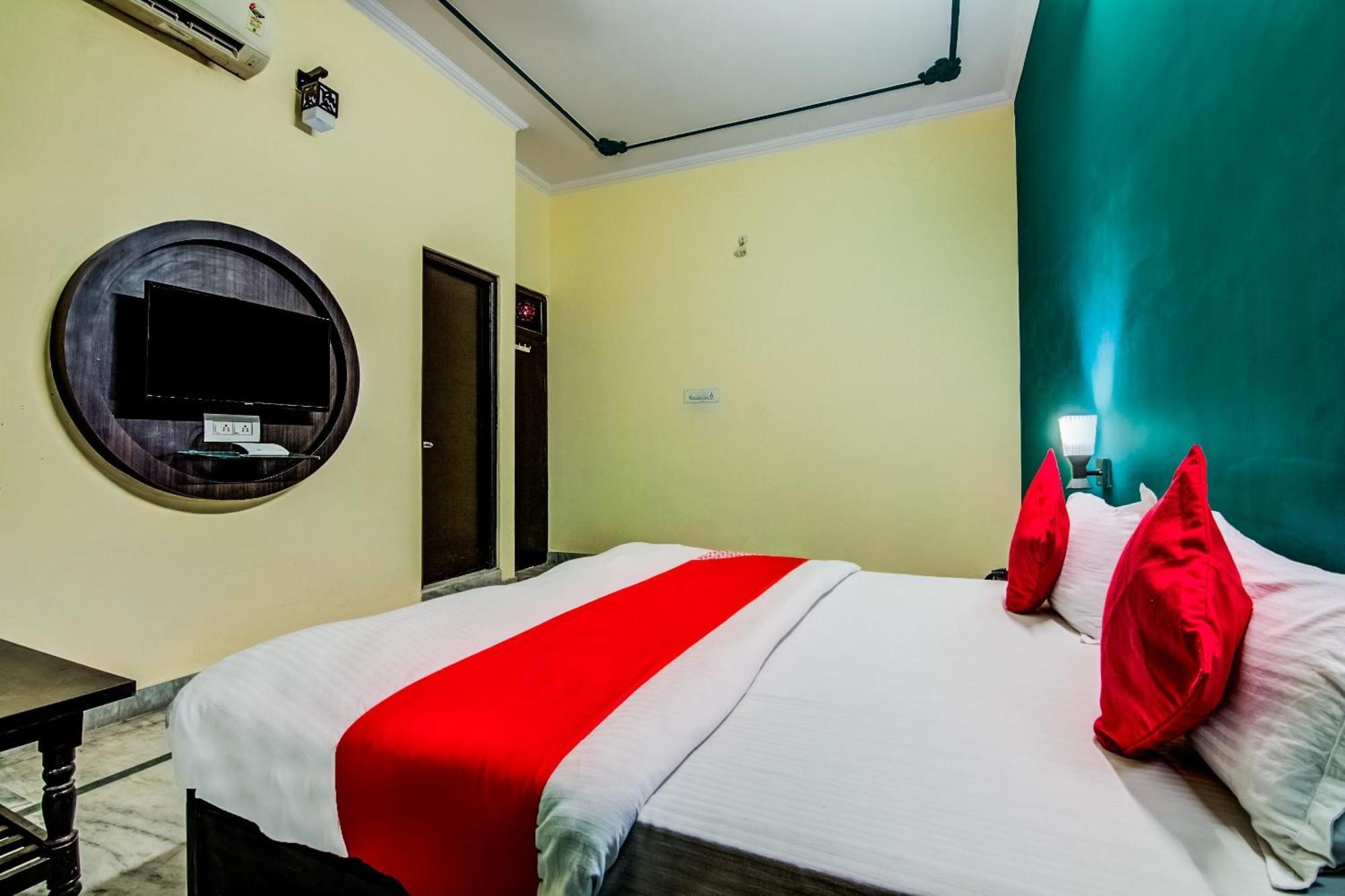 Oyo Hotel Malhotra Dzsaipur Kültér fotó
